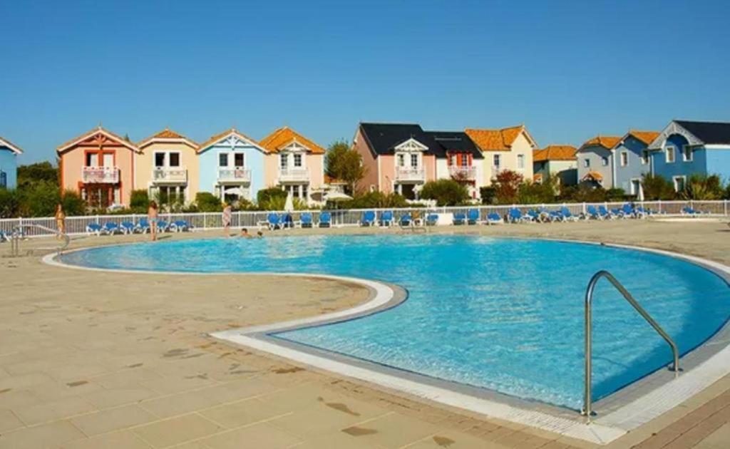 Maison De Vacances 4/6P Au Golf De Port Bourgenay Talmont-Saint-Hilaire Bagian luar foto